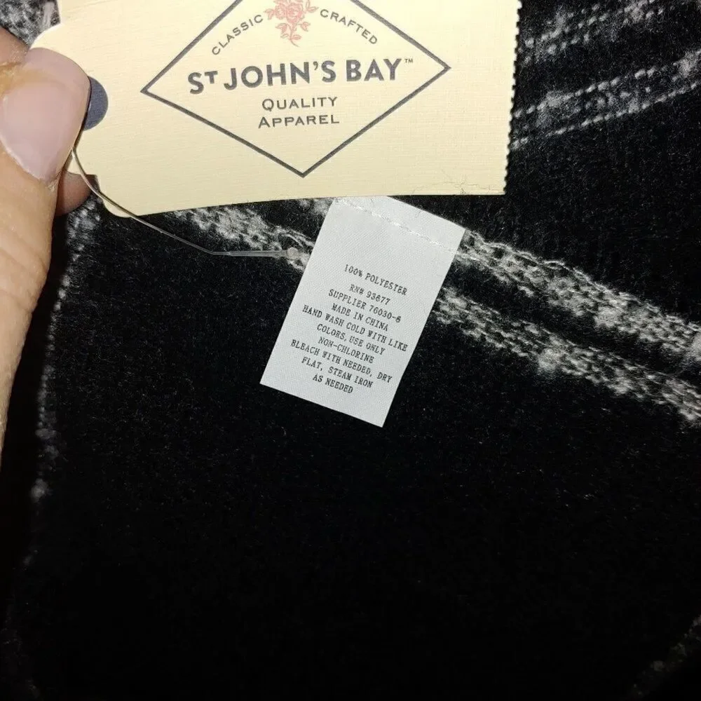 St. John's Bay Black/White Plaid Scarf